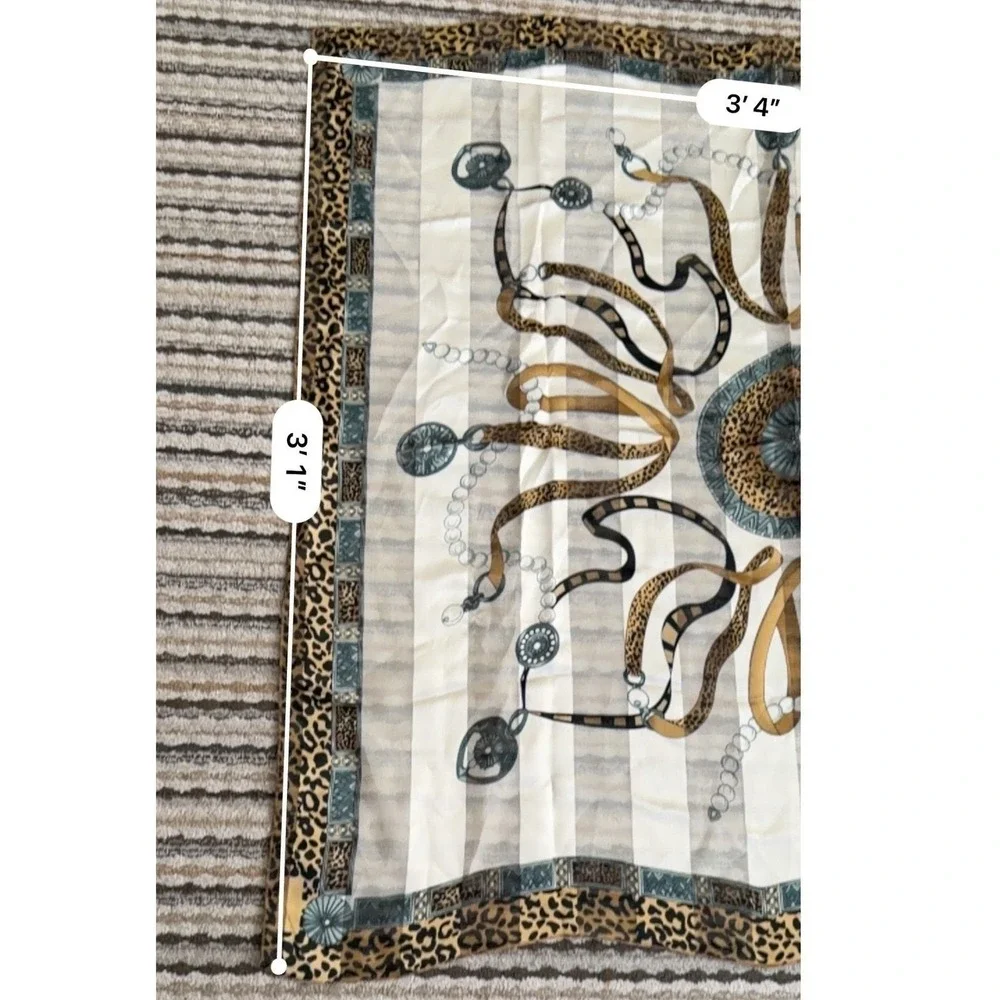 Unbranded medallions leopard